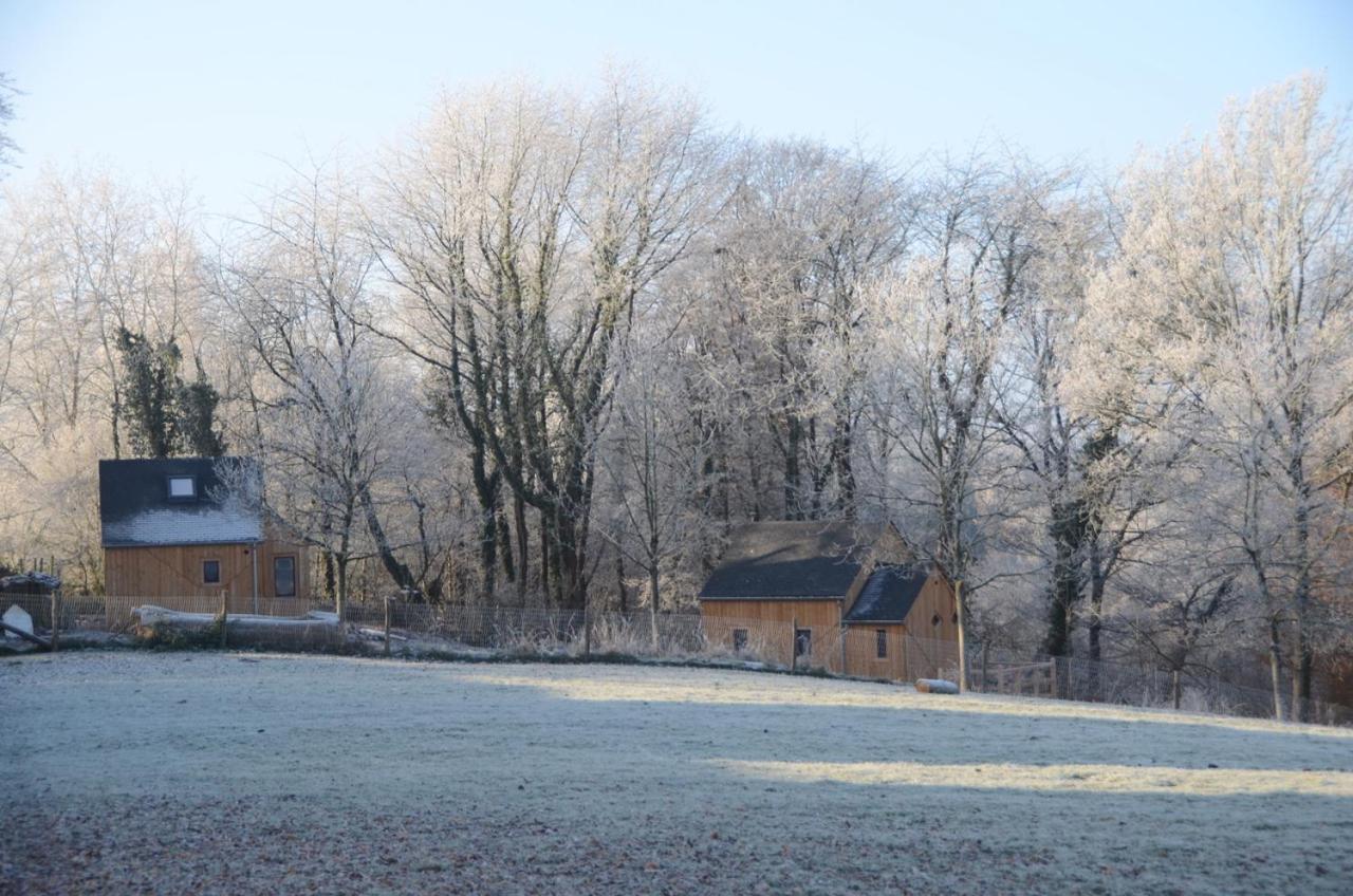 Les Cabanes Des Pierreux 호텔 Gesves 외부 사진